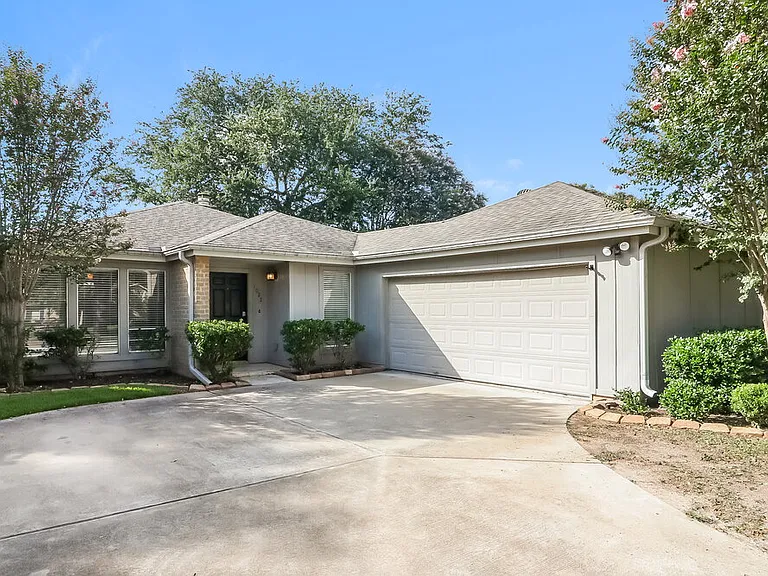 1022 Red Rock Canyon Dr — Photo 1