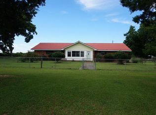 145 Tanner Rd, Alma, GA 31510