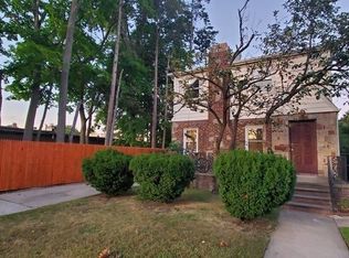 8023 Surrey Pl FL 2, Jamaica, NY 11432