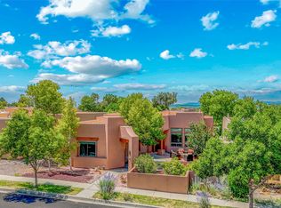 37 Sobradora Dr, Santa Fe, NM 87508