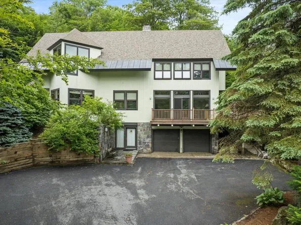 11 Summit View Road #11, Winhall, VT 05340