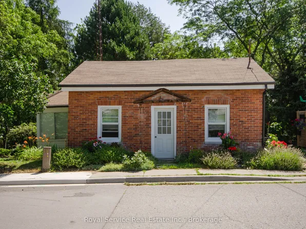 97 John St, Pt Hope, ON L1A 2Z5