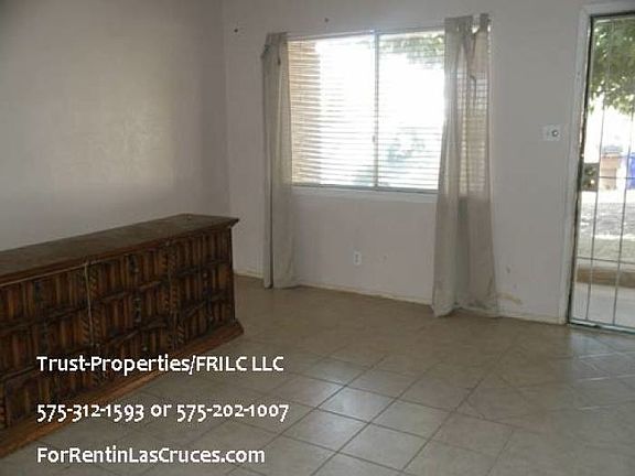 Livingroom all Tile