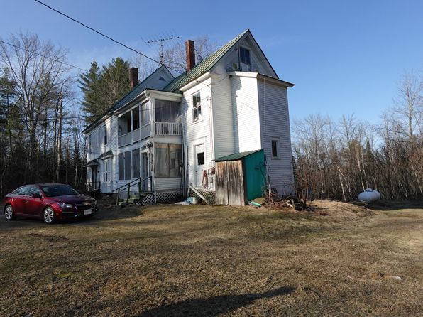 21 Falls road, Solon, ME 04979