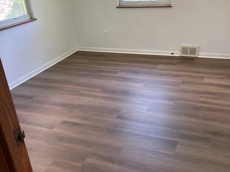 400 Merwin Rd — Photo 10