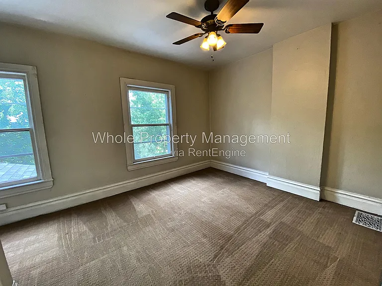 2046 N Ogden St — Photo 13