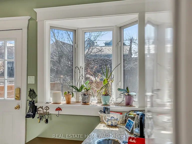 295 Wright Ave — Photo 12