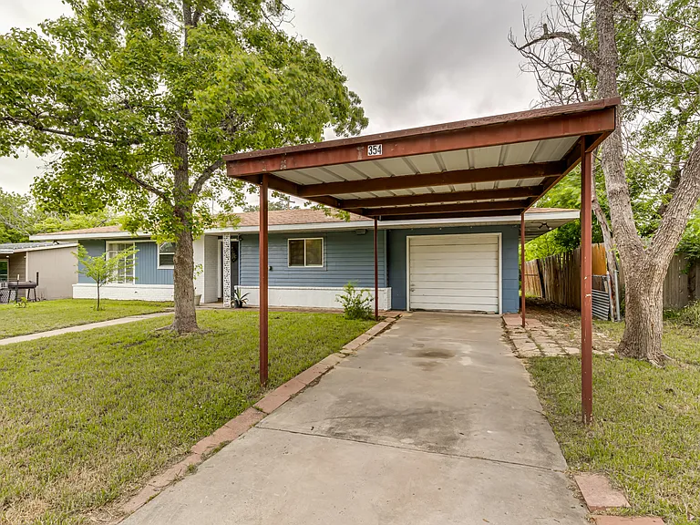 354 Brettonwood Dr #1 — Photo 3