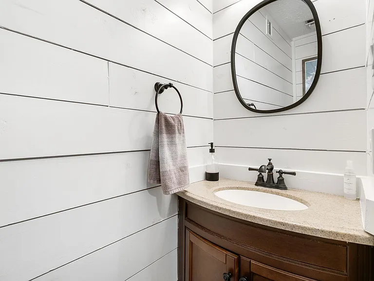 3203 Poe Dr — Photo 17