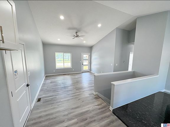3rd image of 719 N 7th St
