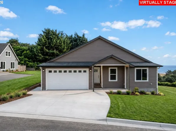30302 Driftwood Dr, Gold Beach, OR 97444