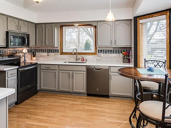 Stainless Steel Appliances!