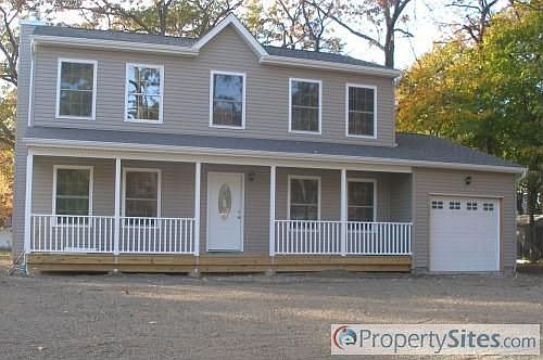 2nd image of 106 Mohican Ave