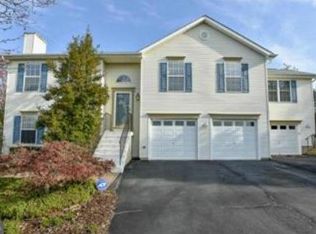 11 Tenbrooke Ct, Stafford, VA 22556