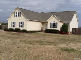 31 Tylerstone Dr, Fuquay Varina, NC 27526