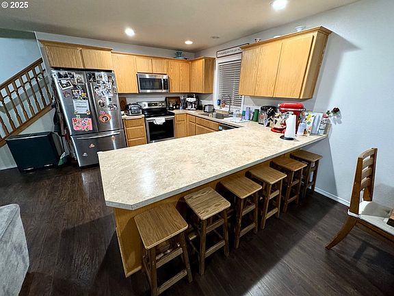 4th image of 5722 NE 64th St