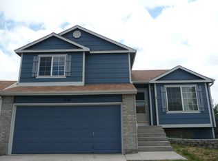 858 Hayloft Ln, Fountain, CO 80817