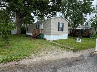 1385 White Oak St, Harrisonville, MO 64701