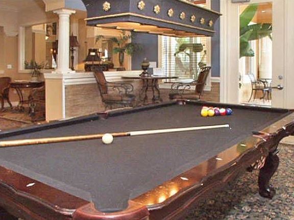 Clubhouse Billiards