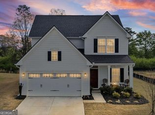 157 Asbury Cir, Calhoun, GA 30701