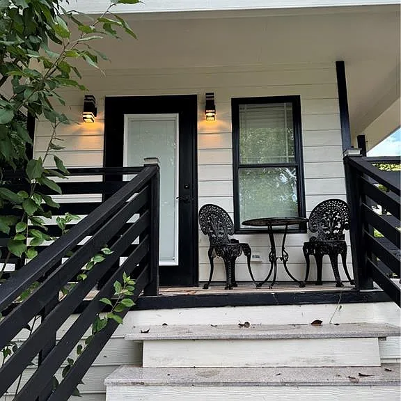2625 Indian Lake Dr — Photo 16