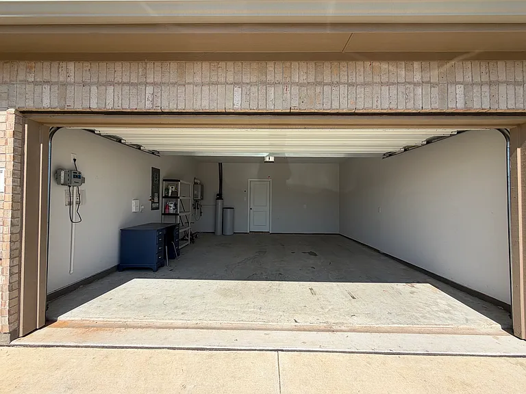 125 Hollytree Ln — Photo 35