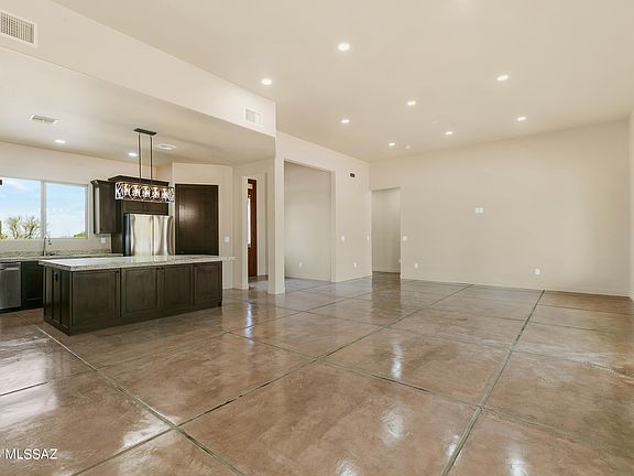 4th image of 4605 N Lason Ln