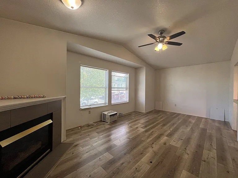 15074 NW Central Dr #307 — Photo 9