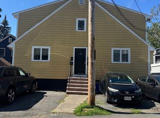 19 Bassett St UNIT 1, Marblehead, MA 01945
