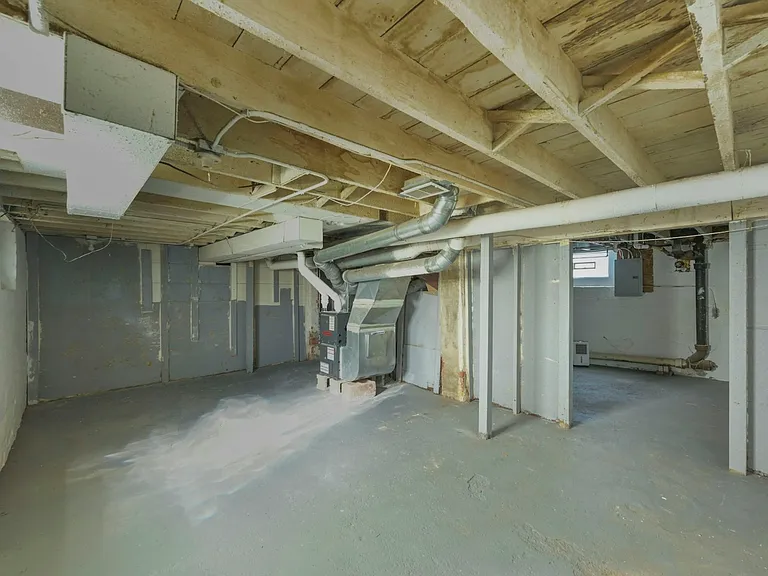 1329 Shenandoah Rd — Photo 9