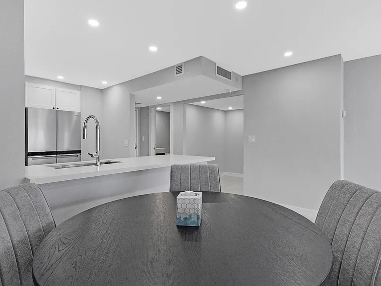 3900 Galt Ocean Dr #2114 — Photo 16