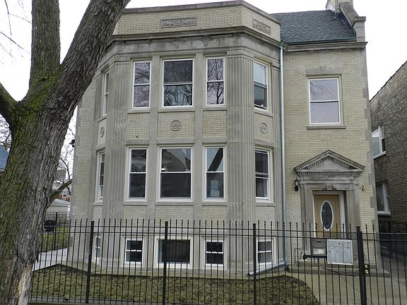 2nd image of 5349 W Van Buren St