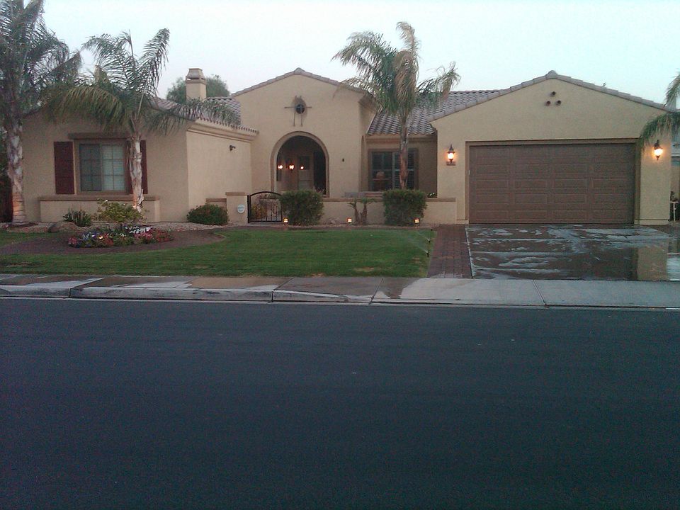 1st image of 1279 E Flamingo Dr