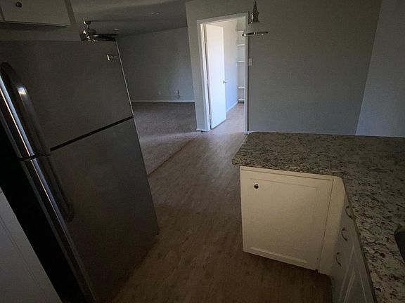 4th image of 3401 Belmont Ave