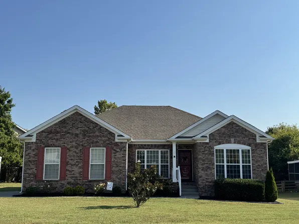 1012 Solomon Ln, Spring Hill, TN 37174
