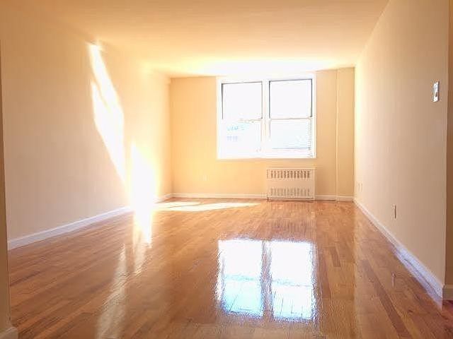 2nd image of 10117 Martense Ave