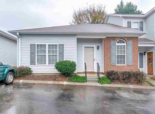 33 Huntress Dr, Greer, SC 29651