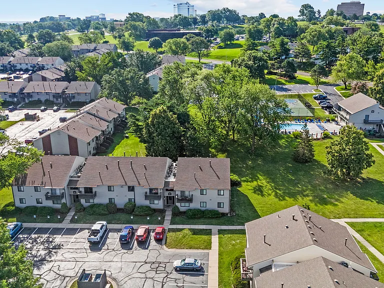 Arcadia at Overland Park — Photo 35
