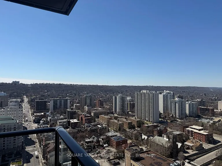 75 James St S #2814 — Photo 10