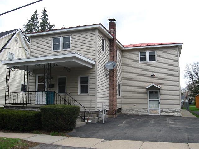 1st image of 944 Elizabeth St