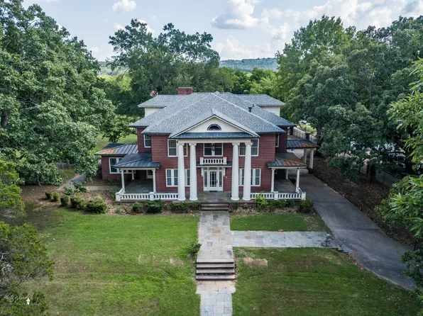 406 E Academy St, Paris, AR 72855