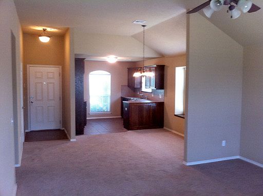 3rd image of 2604 Queenston Ave