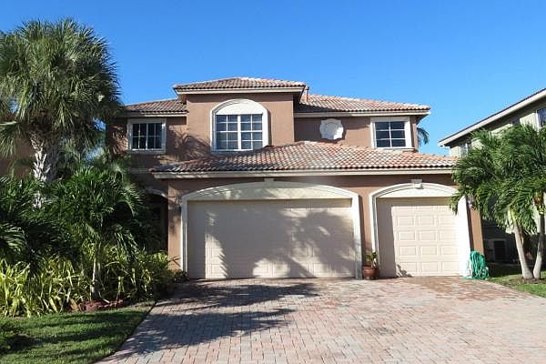 Home For Sale In Wyndsong Isle Estates