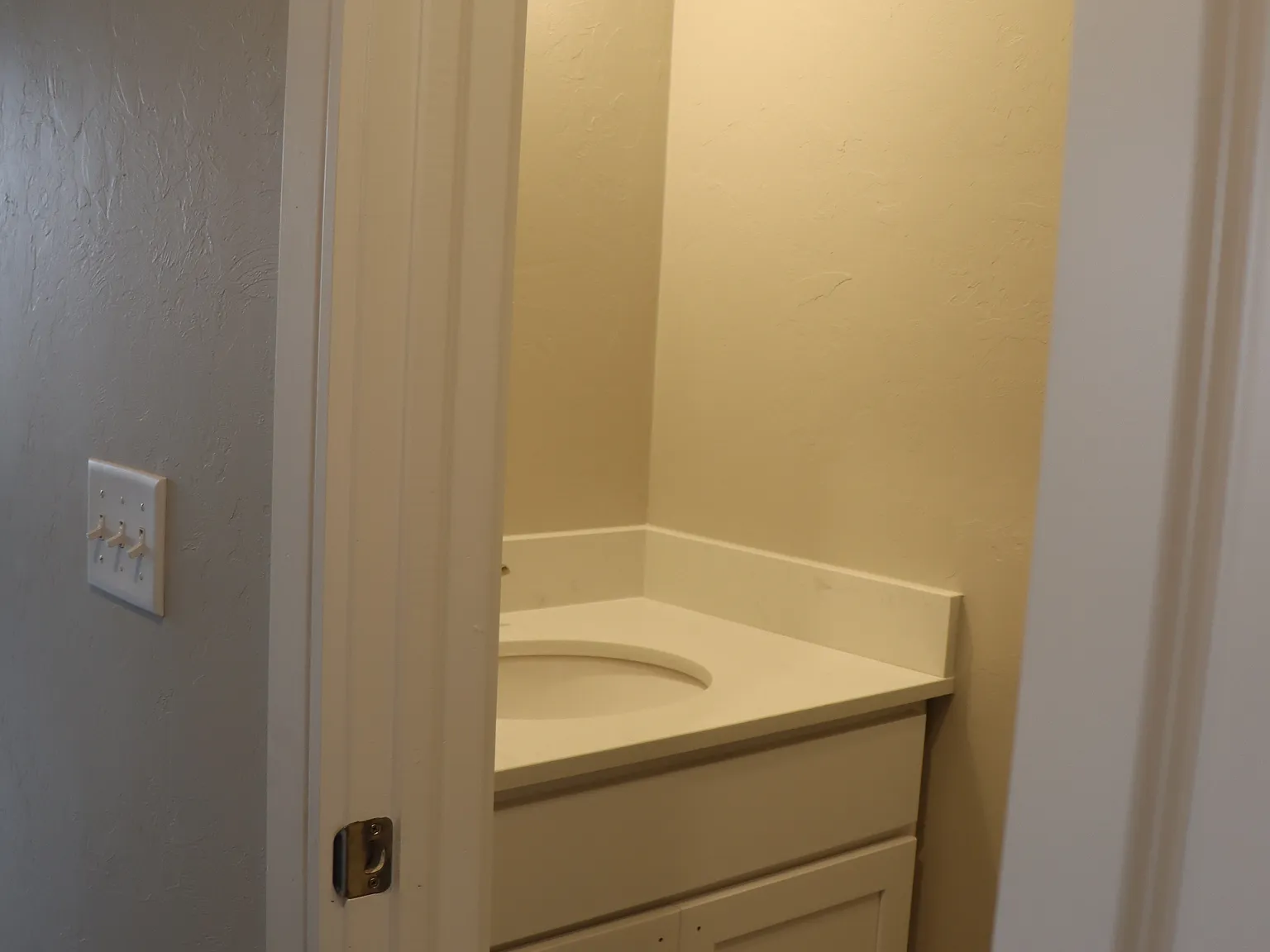 3 bed, 2.5 bath, 1539 sqft, $1,700 — Photo 1