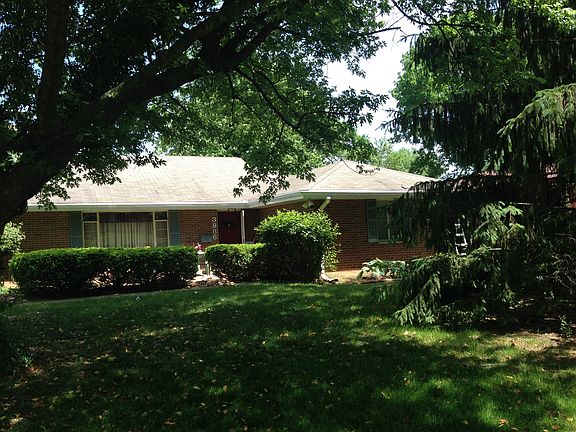 5th image of 3886 Wales Dr