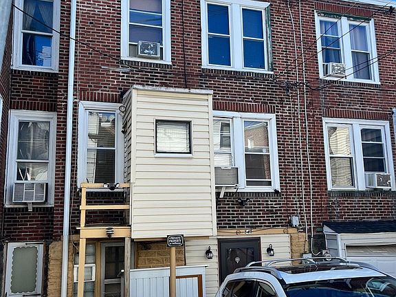 3rd image of 545 E Cheltenham Ave