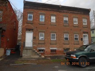 5 121st St, Troy, NY 12182