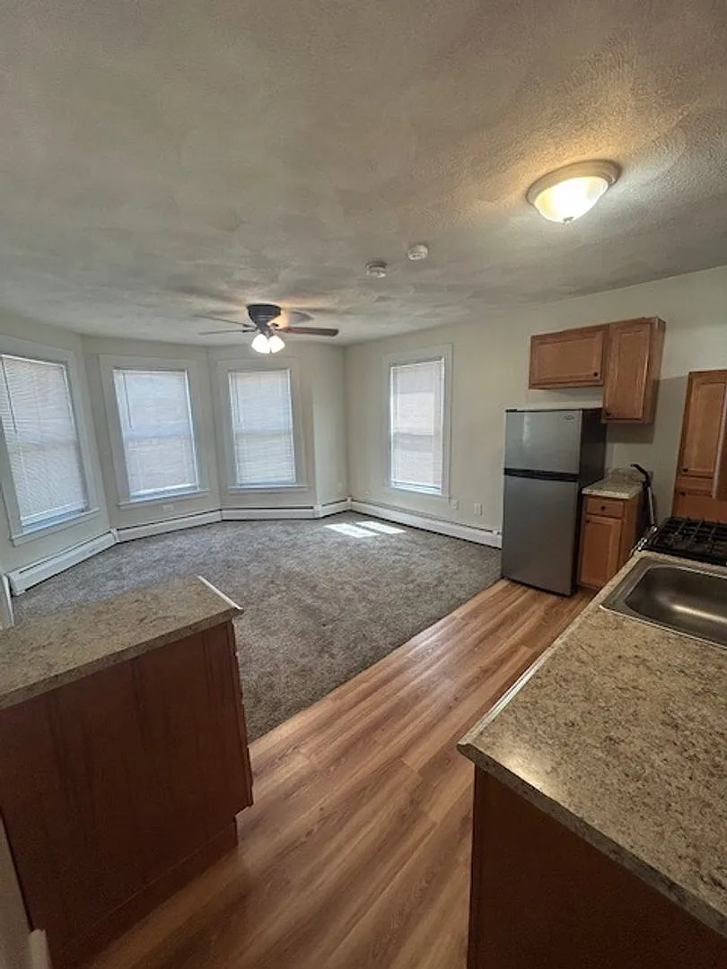 12-14 Summer Street — Photo 3