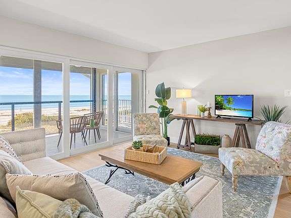 4th image of 1341 Middle Gulf Dr Unit 5C