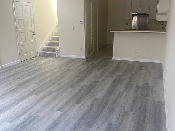 3rd image of 1088 Cabrillo Park Dr APT D